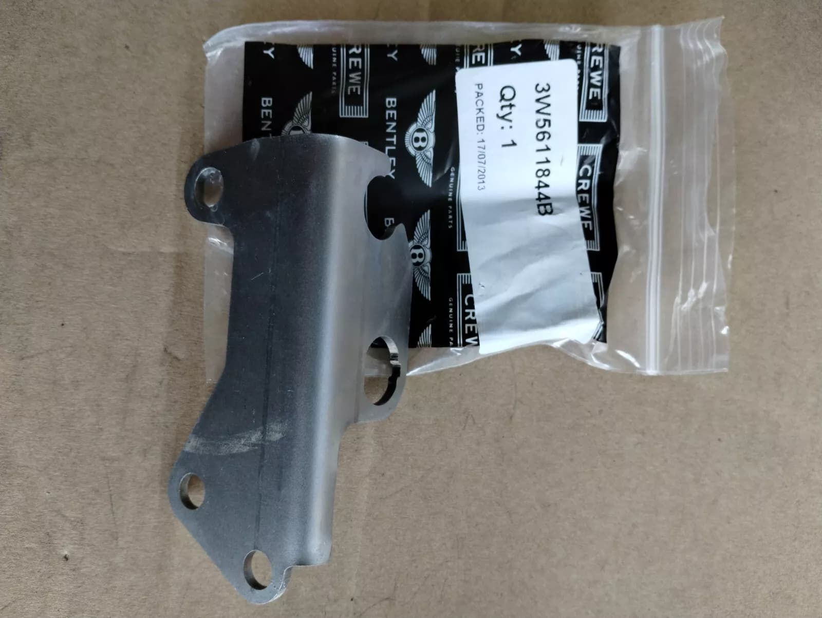 Bentley genuine BRACKET No:3W5611844B