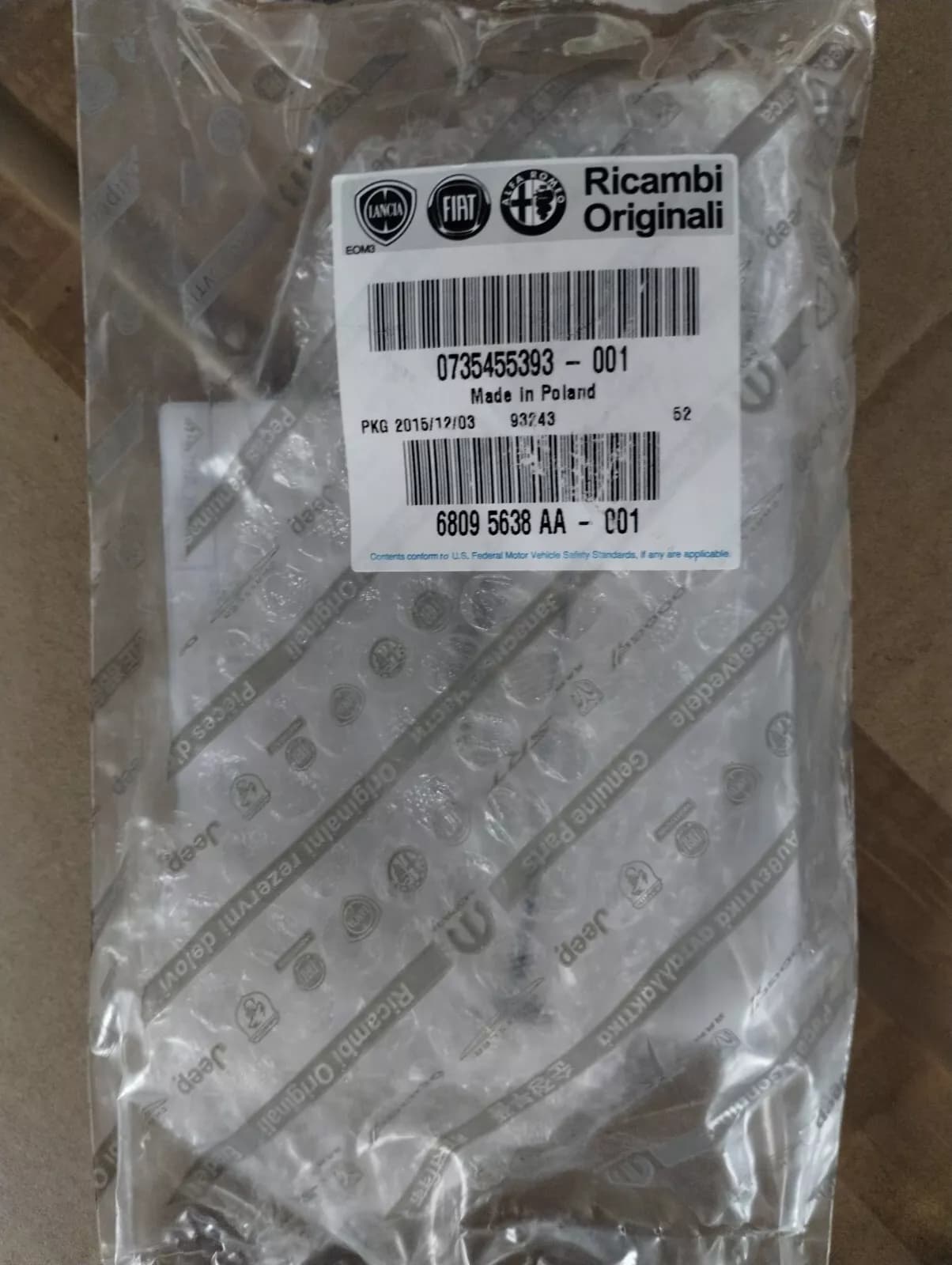 Genuine FIAT, Alfa Romeo, Lancia BUMPER PLUG Nr: 735455393