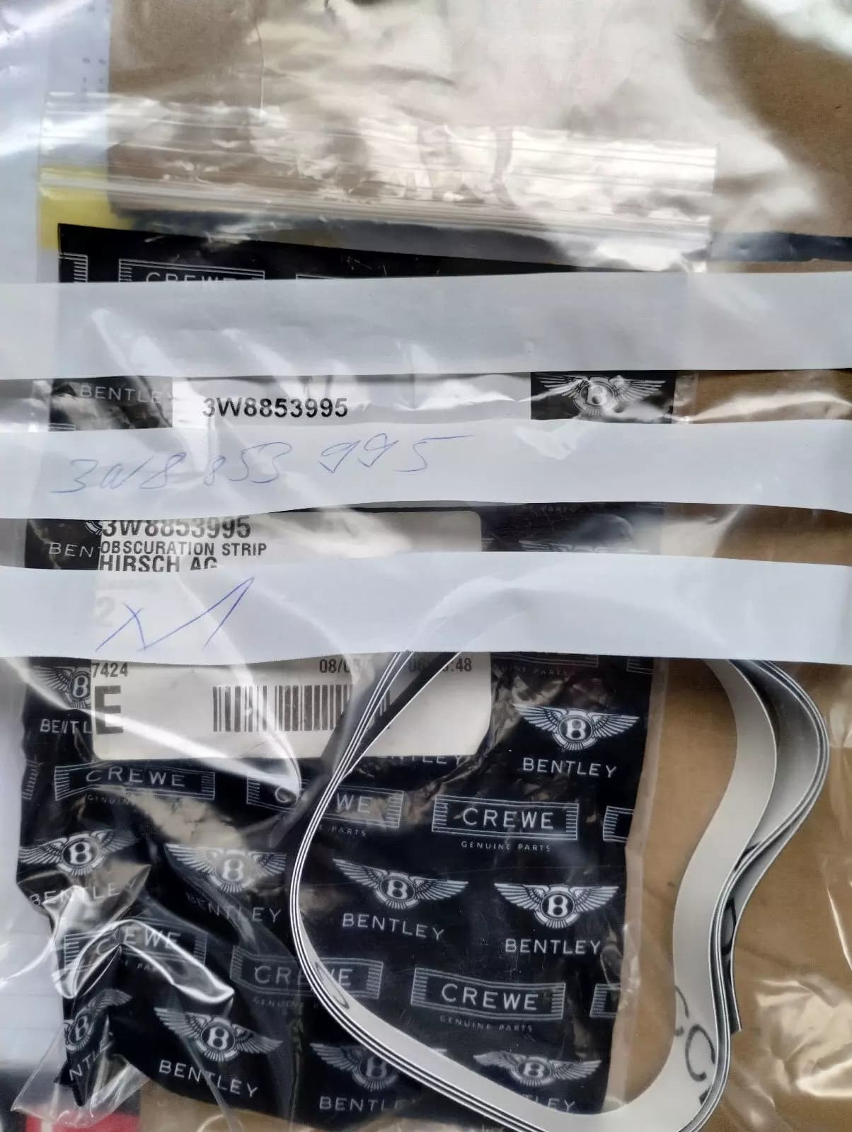 ORIGINAL BENTLEY OBSCURATION STRIP 1 PCS no: 3W8853995