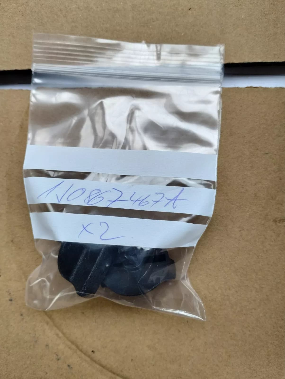 ORIGINAL BENTLEY RED KNOB 2 PCS No: 1J0867467A