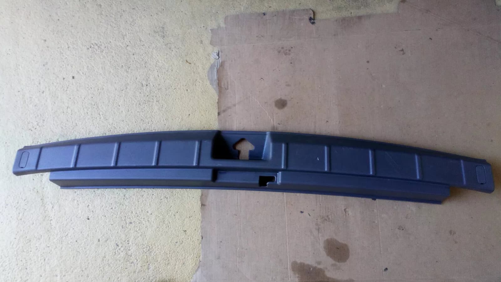 Saab 9-5 station wagon trunk cover bottom BJ:2002 Teilnr:4816997