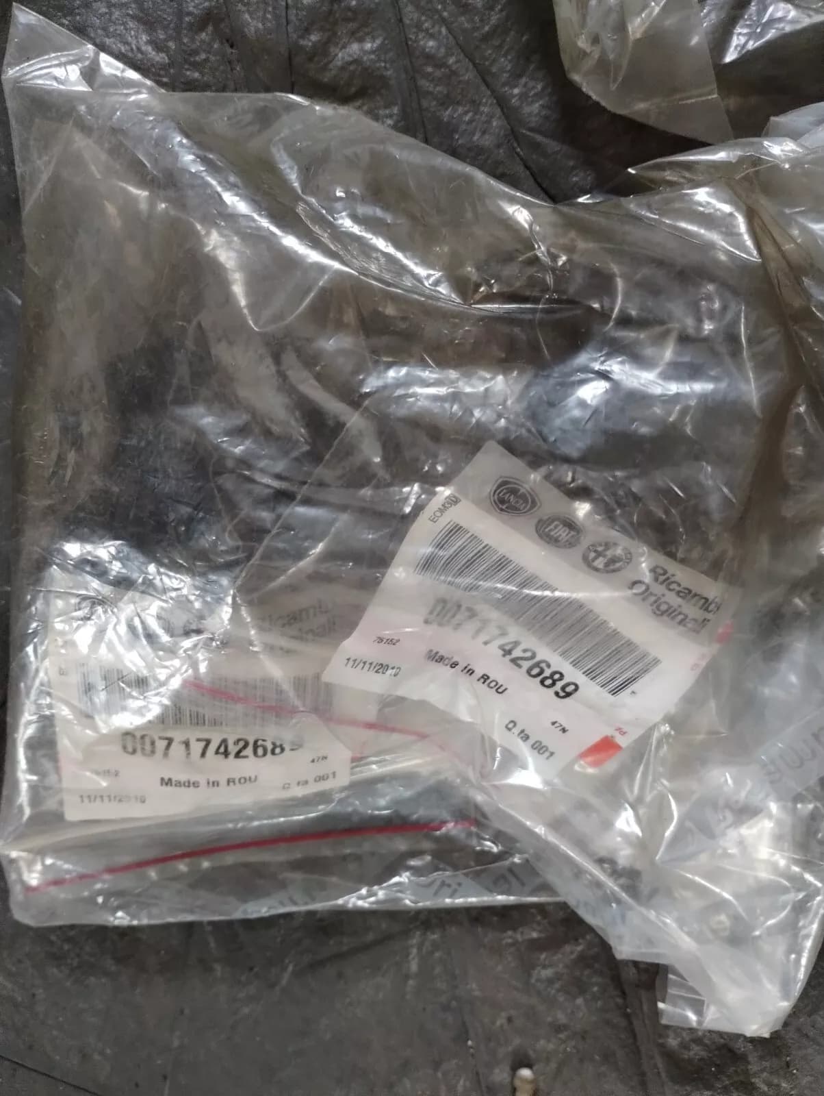 Genuine Fiat Sedici Stabilizer bearing BUSH 2pcs No : 71742689