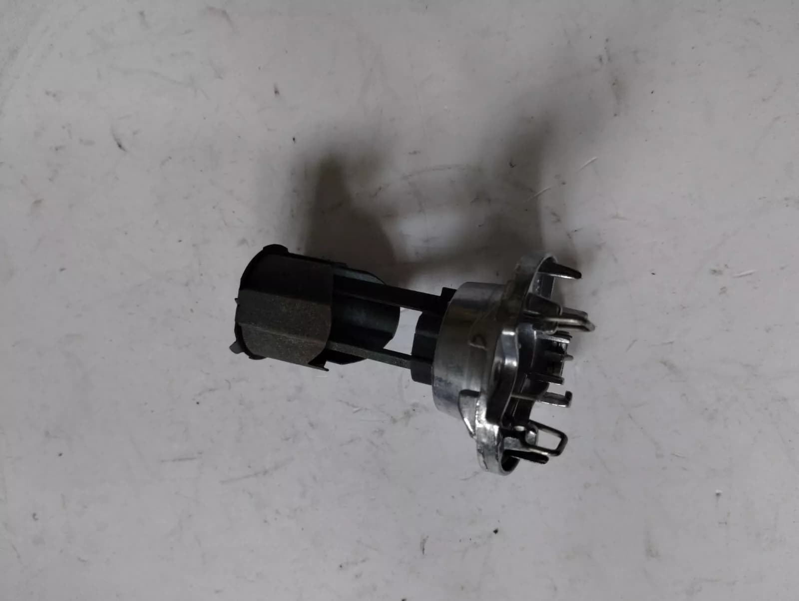 SAAB 9000 Light bulb holder,