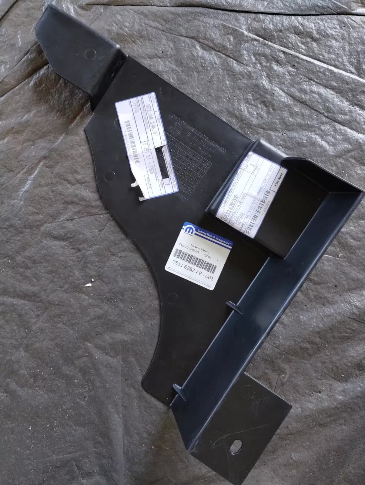 Genuine MOPAR, Panel No: 5116282AB