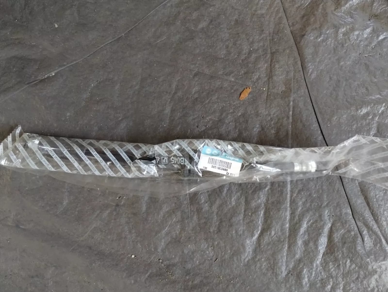 Genuine Fiat 500, Panda brake CALIPER TUBE No: 51800680