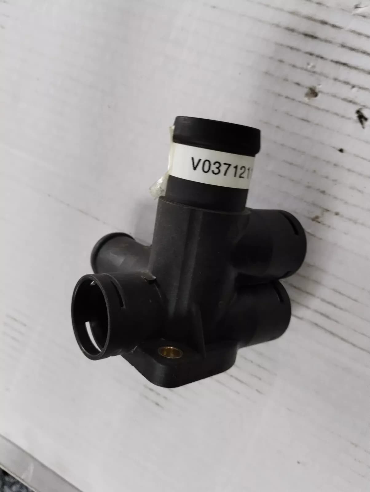 ORIGINAL VW GROUP PARTS, coolant flange No: 037121132A