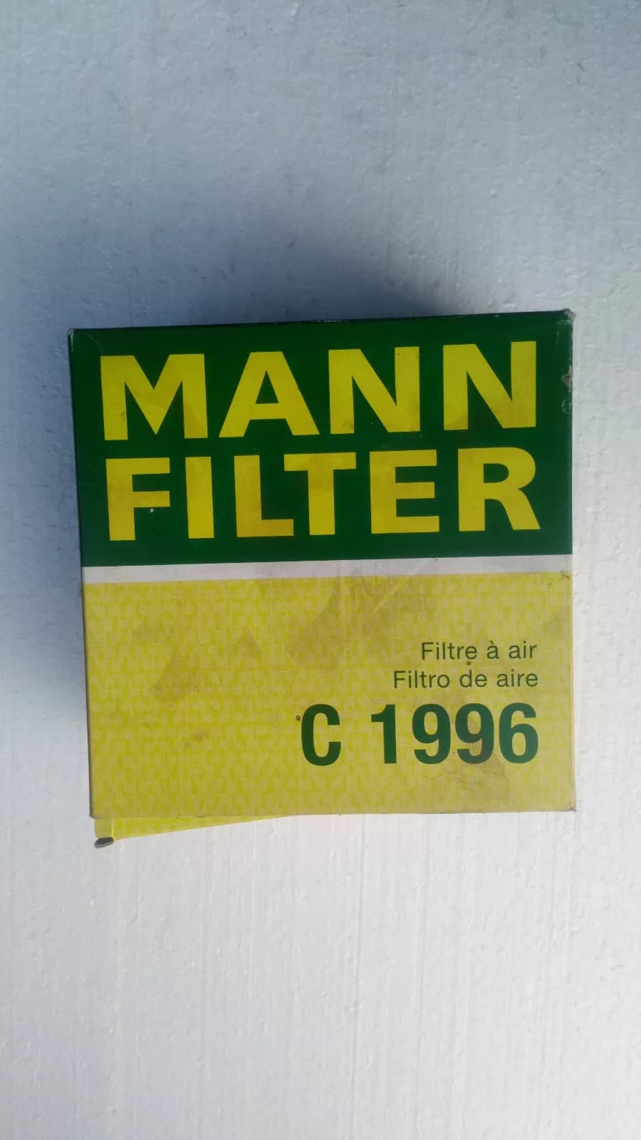 Saab 900 ( 1989-94) air filter MANN Nr: C1996