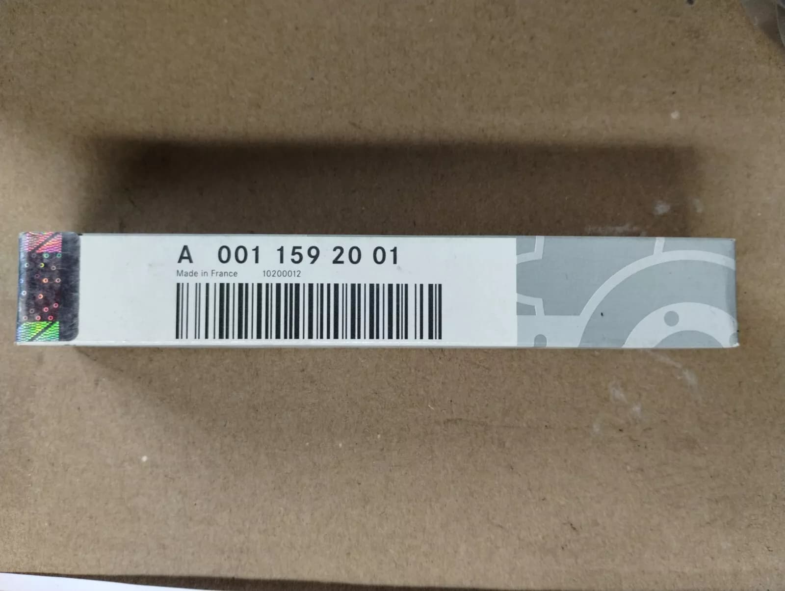 Genuine MERCEDES Glow plug No: A0011592001