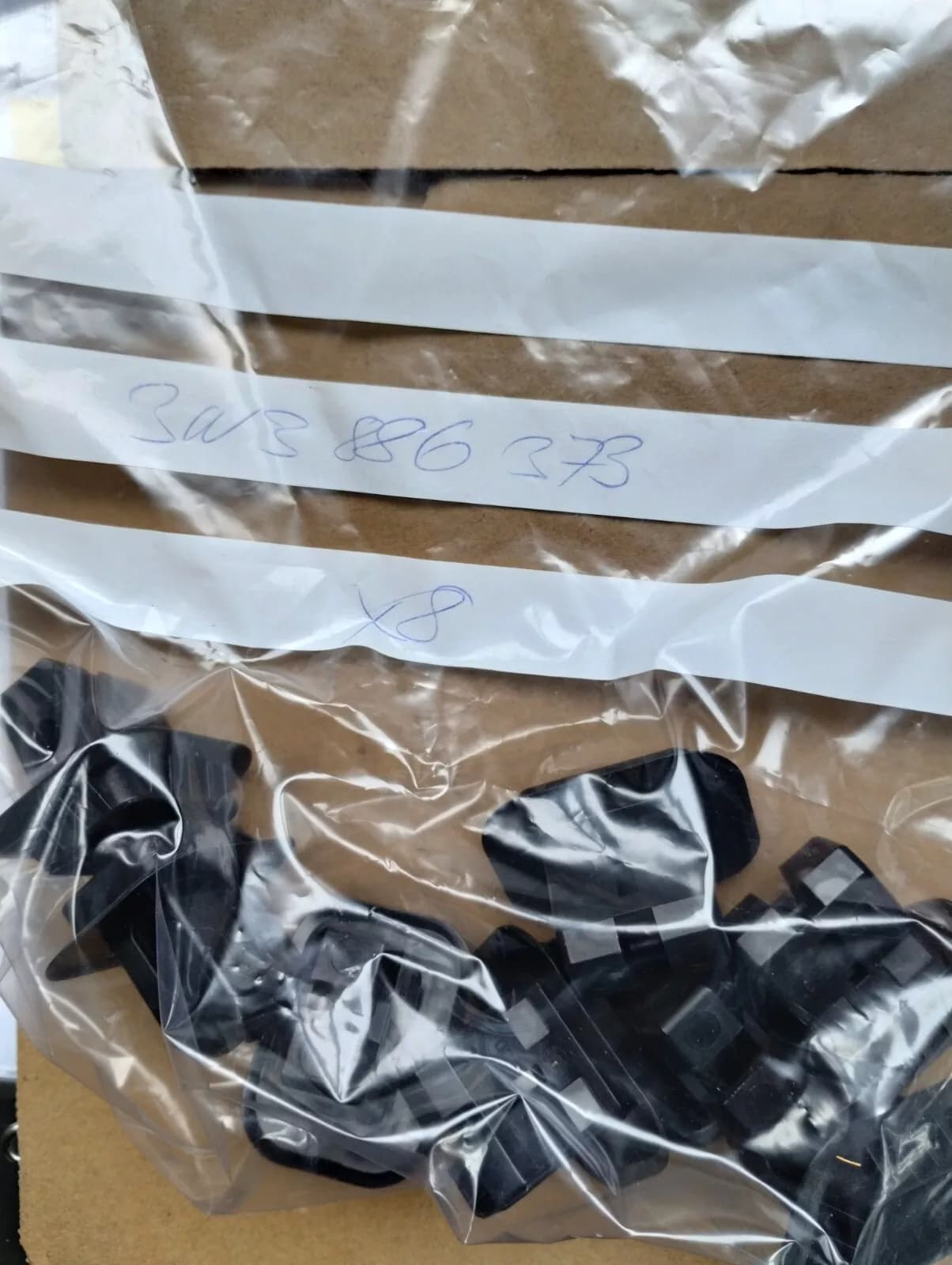 ORIGINAL BENTLEY CLIP 8 PCS no: 3W3886373