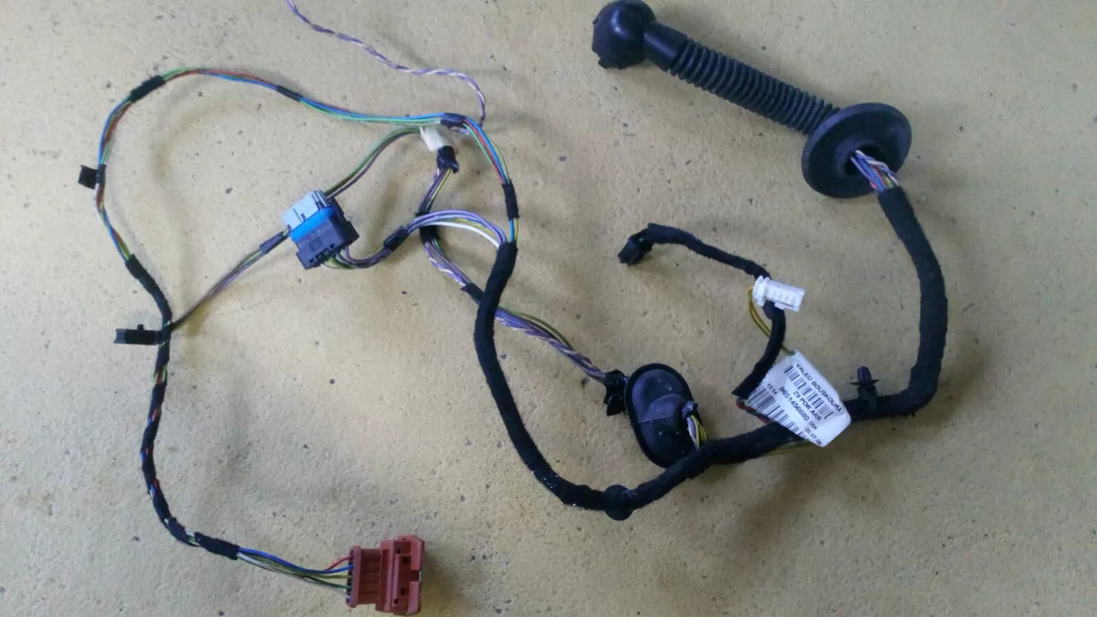 Peugeot 607 door wiring harness right rear part no :9651456680