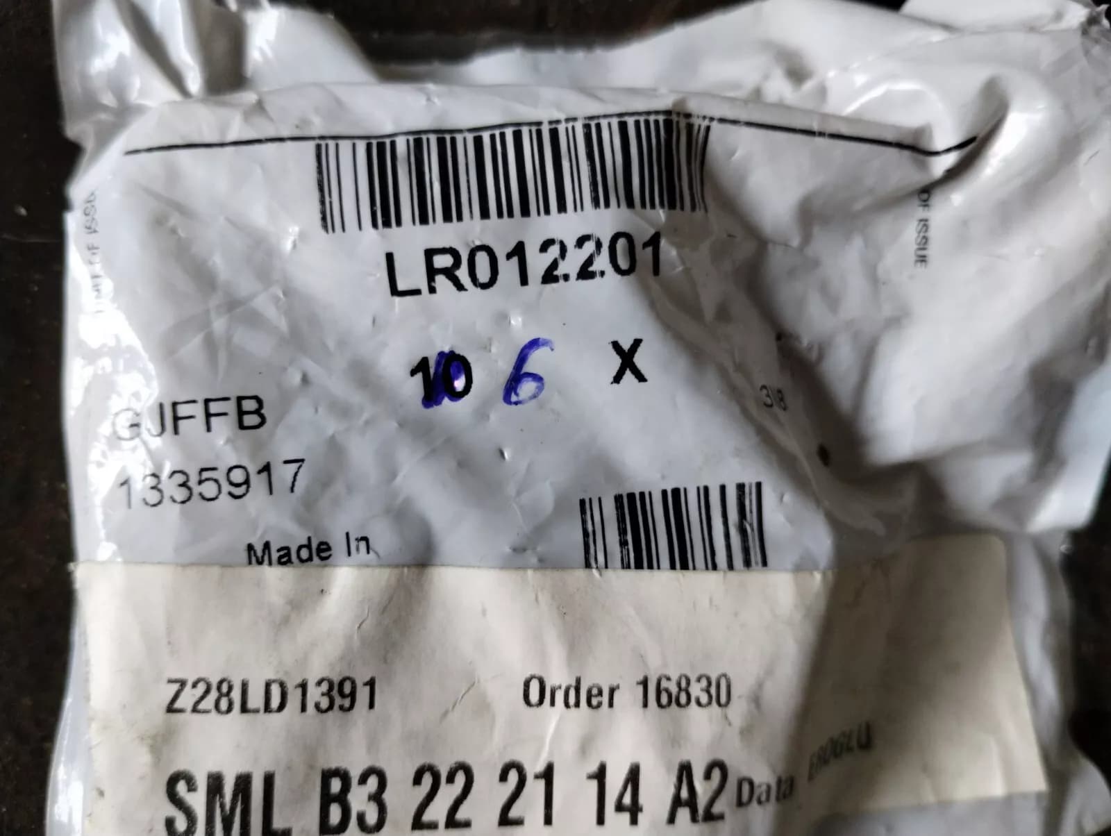 Genuine Jaguar, Land Rover, bolt 6 pcs no: LR012201