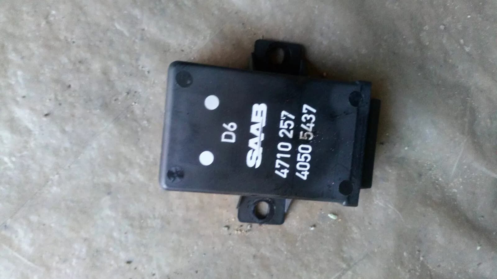 Saab 900NG central locking control unit part no:4710257