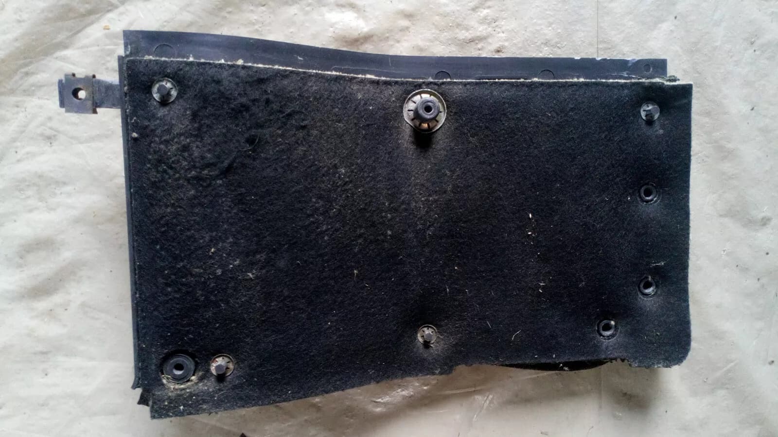 SAAB 9000 engine compartment cover:Part no :41664802 Year:1996