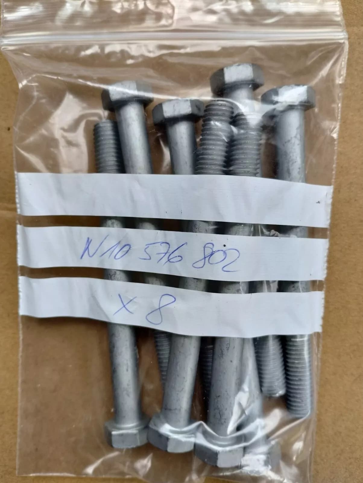 NEW ORIGINAL VW GROUP PARTS, HEXAGON BOLT 8 PCS No: N10576802