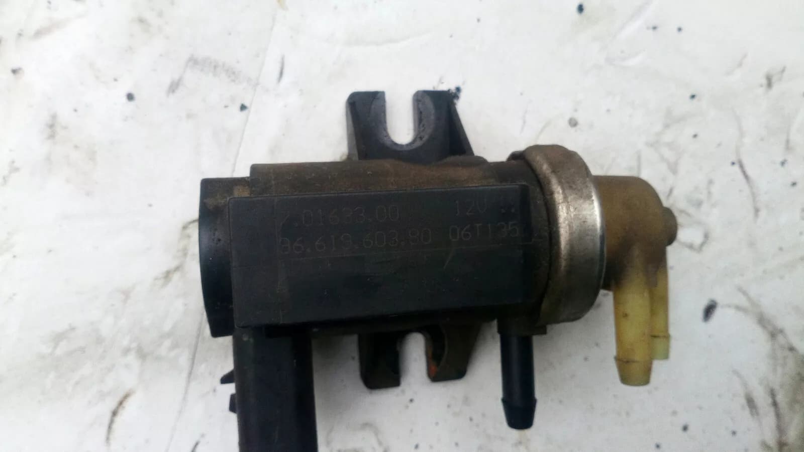 Peugeot 607 2 2hdi solenoid part no :9661960380