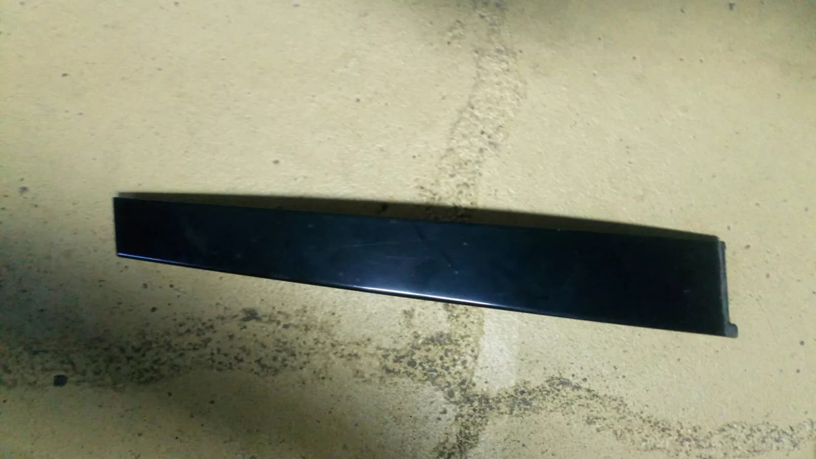 Peugeot 607 door pillar trim black left rear year:2006