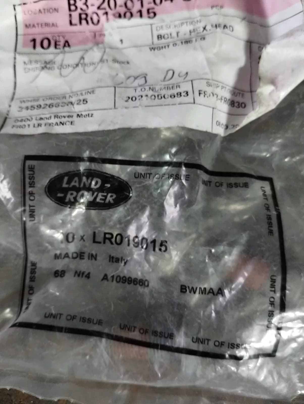 Genuine Jaguar, Land Rover, bolt 4 Pcs No: LR019015