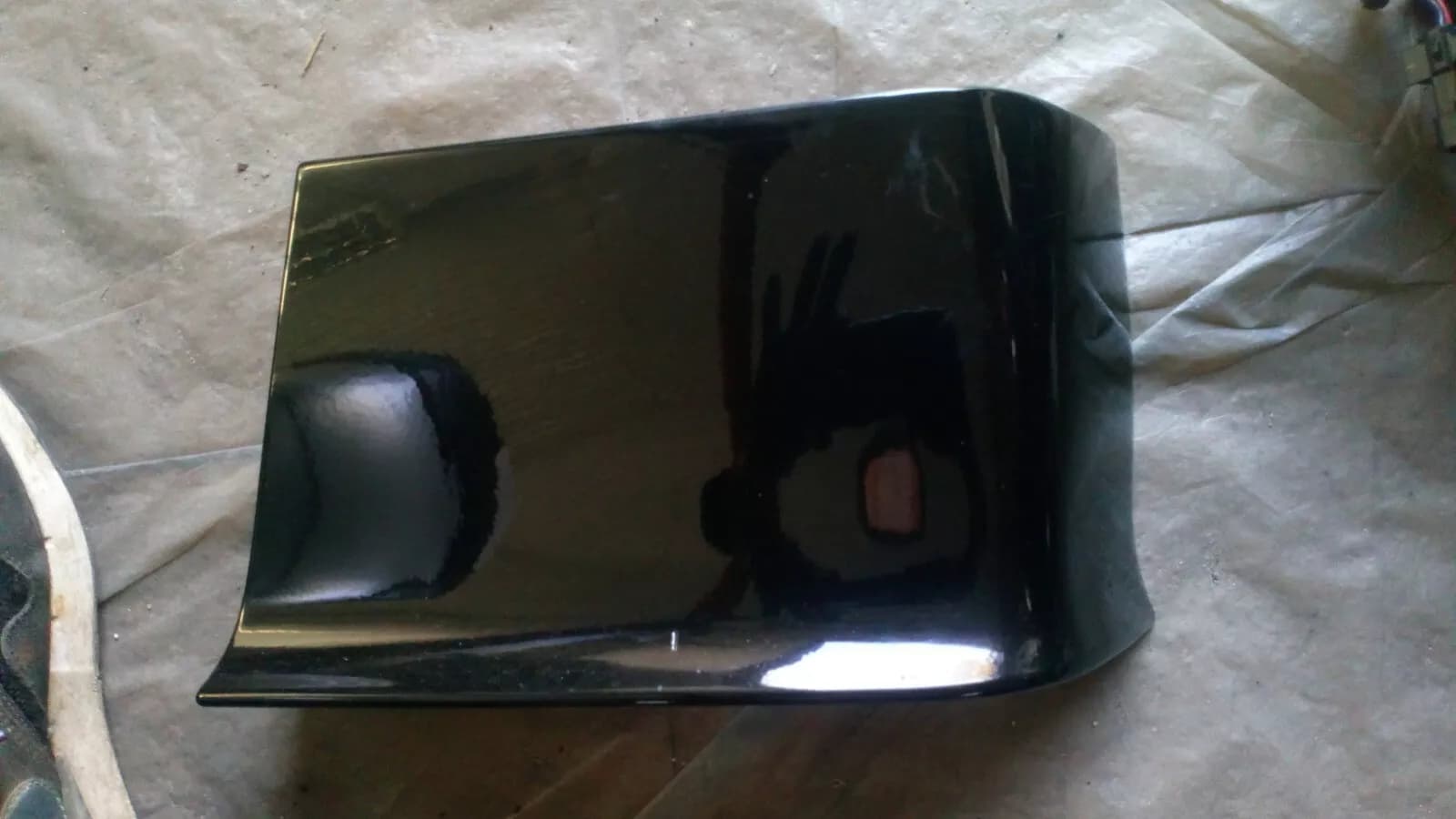 SAAB 900NG rear light cover, right Year:1994-1998 Part no:4332920