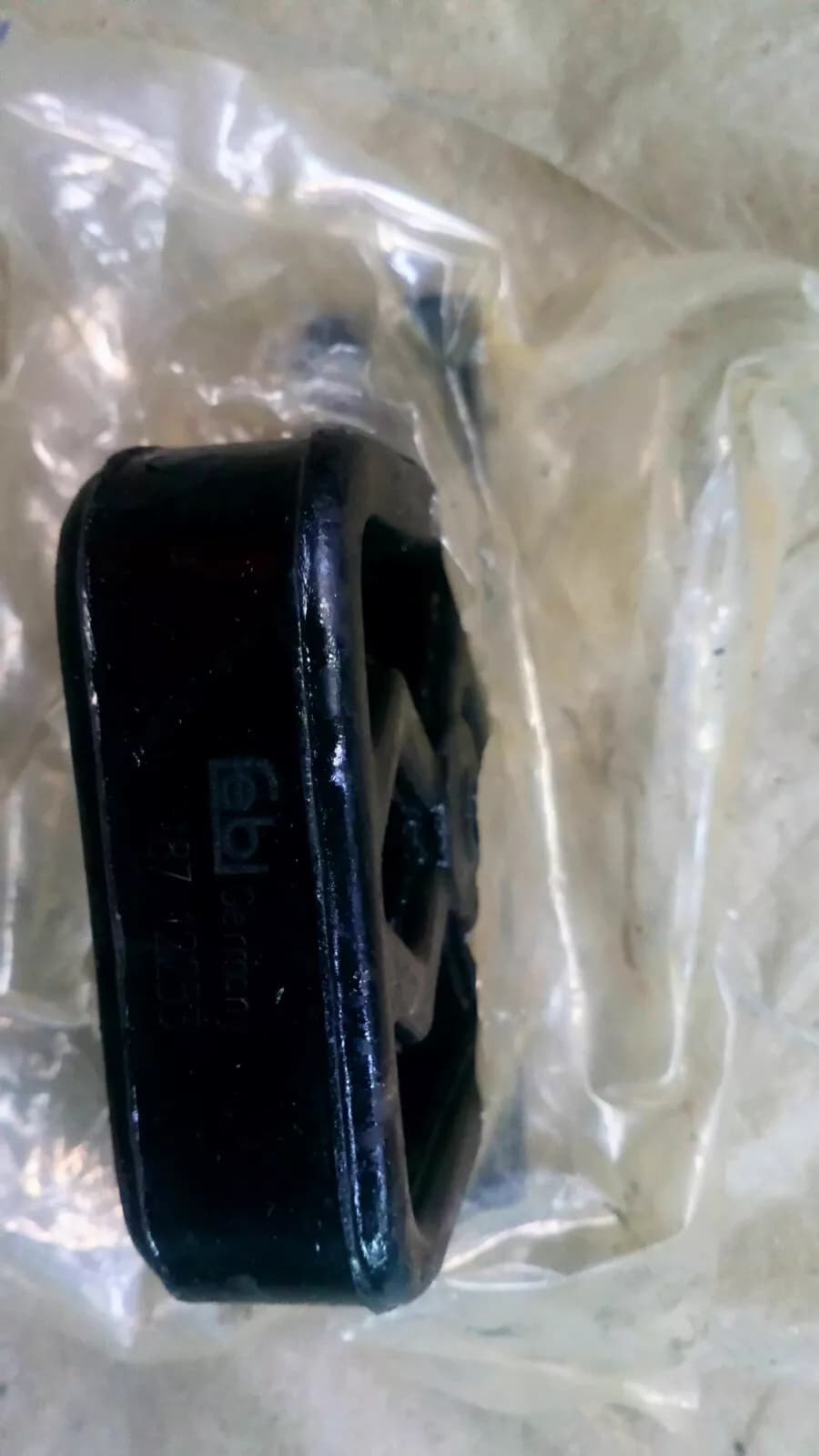 BMW Exhaust holder, No:12253 no:18 211723 101