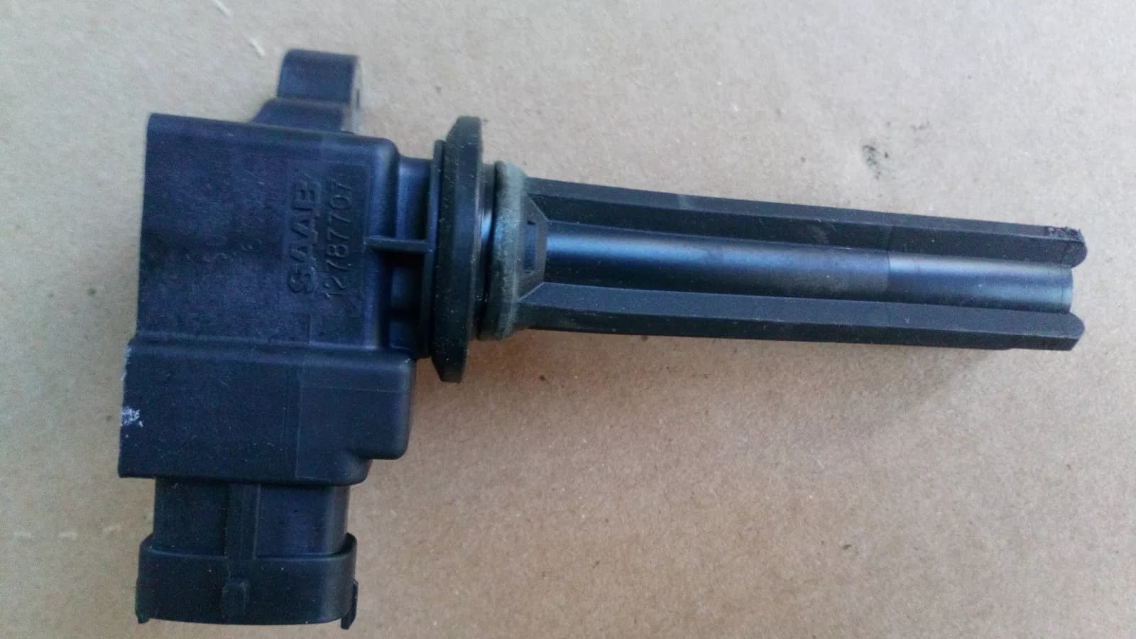 SAAB 9-3 2 0T ignition coil Part no :12787707 Year:2003-