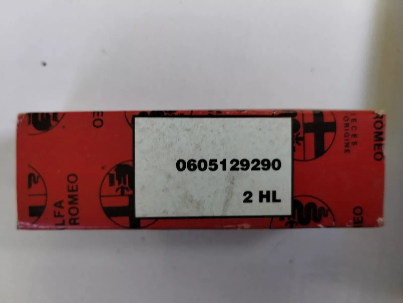 ALFA ROMEO , genuine Spark plug, No: 605129290 1 Pcs