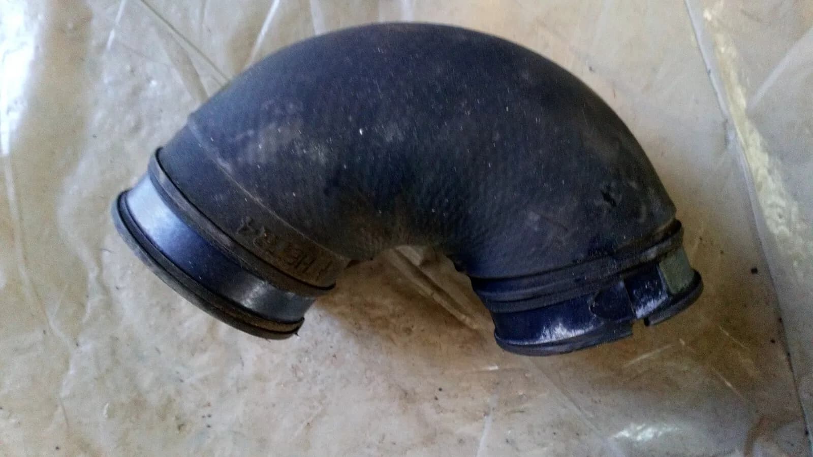 Saab 9000 Turbo hose Part no:8976912 year 1992-98