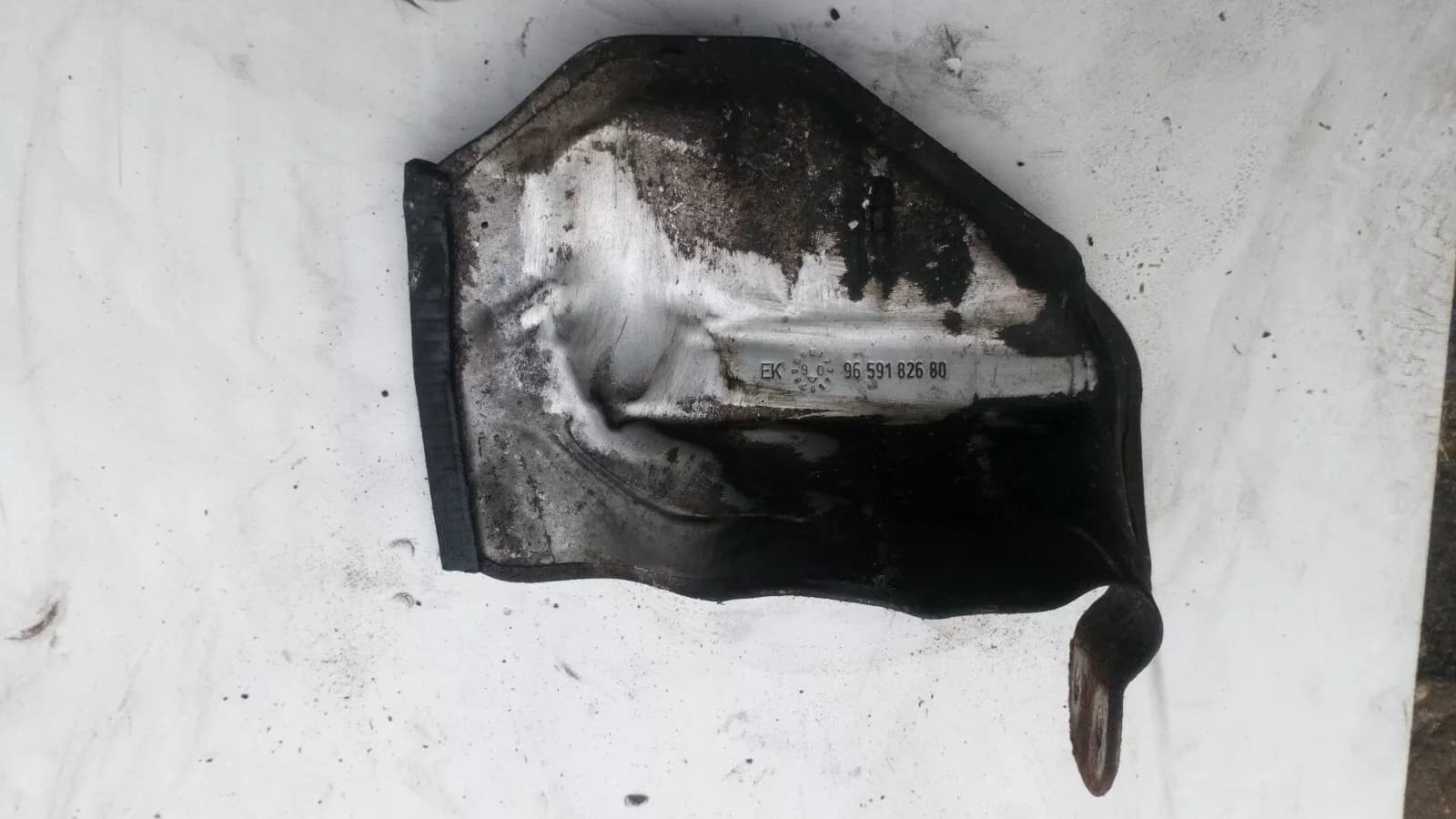 Peugeot 2 2HDI 170PS Insulation part no:9659182680