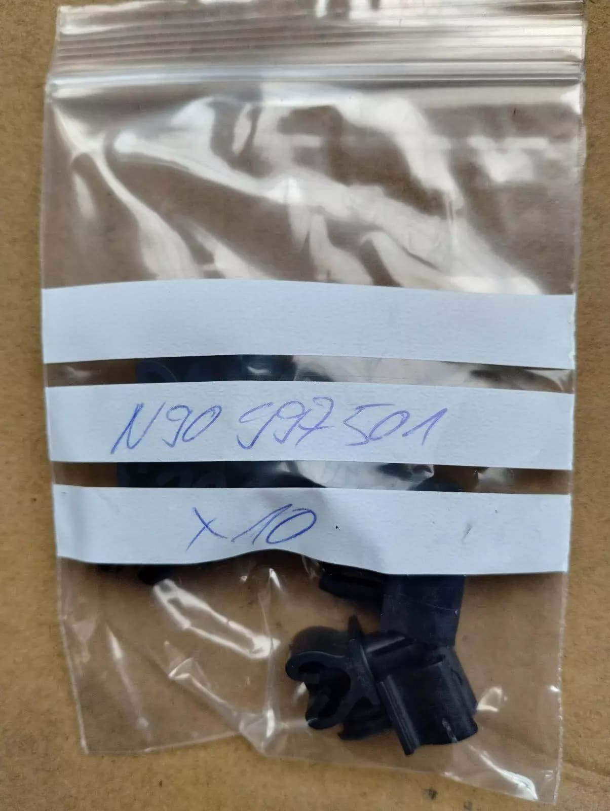 ORIGINAL BENTLEY HOSE BRACKET 10 PCS no: N90997501