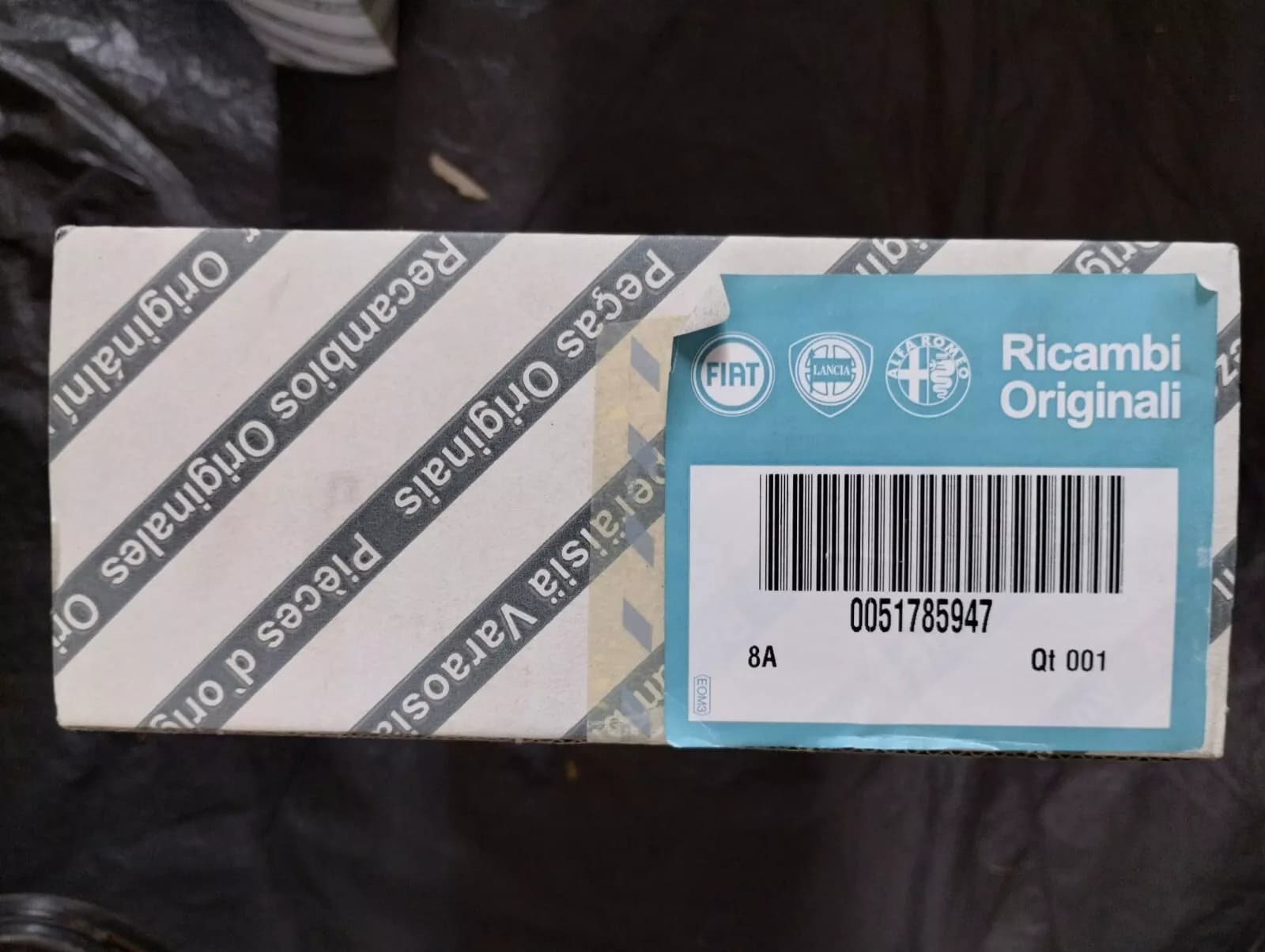 Genuine Fiat Air filter No: 51785947