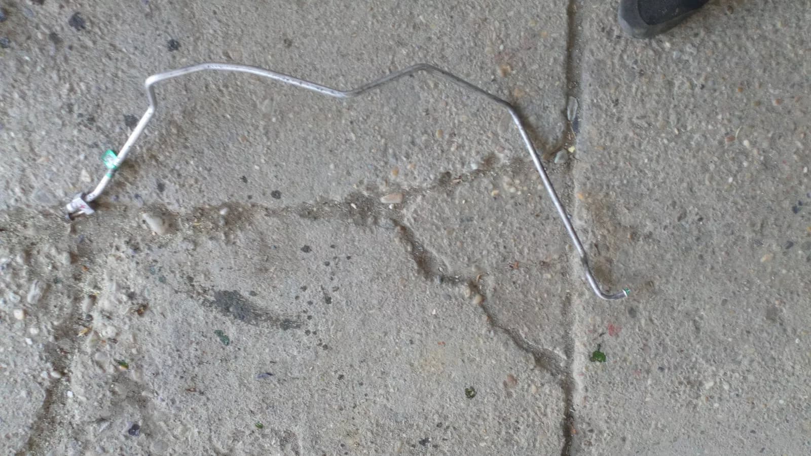 SAAB 9-5 air conditioning pipe part no:5047840 year:2002-09