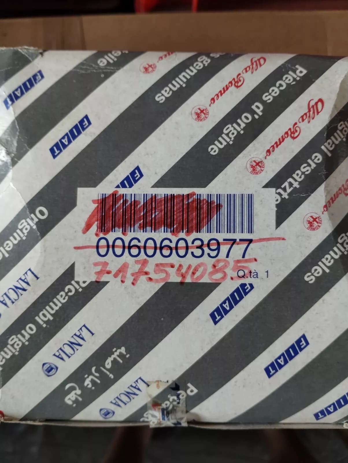 Genuine Alfa Romeo, Lancia Air filter No: 71754085