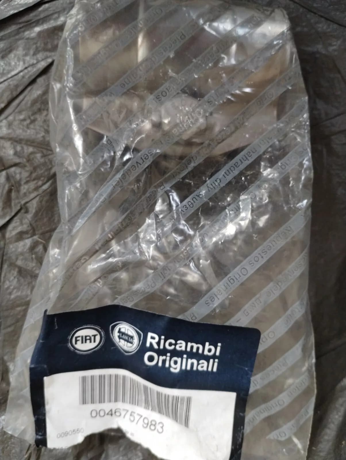 Genuine Fiat collar No : 46757983