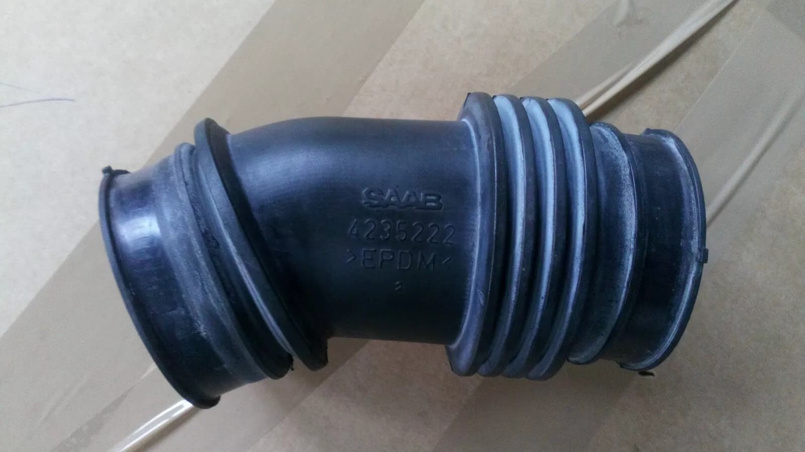 SAAB 900 II 9-3 intake manifold part no:4235222 year:1994-2000