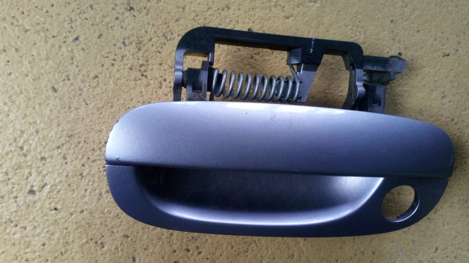 Peugeot 607 door handle left front Telinr:9629157177
