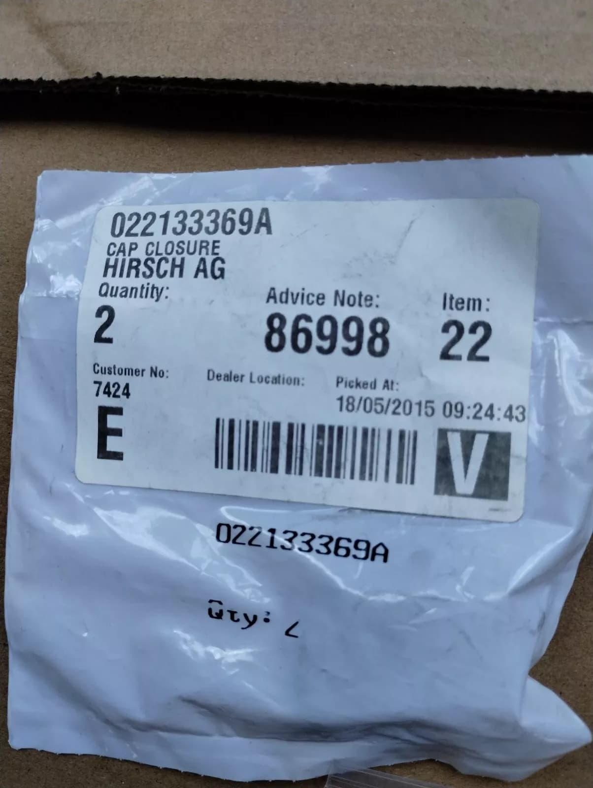 ORIGINAL BENTLEY CAP CLOSURE 2 PCS No: 022133369A