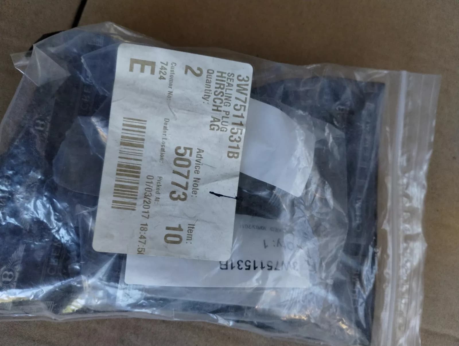 Bentley genuine SEALING PLUG No: 3W7511531B