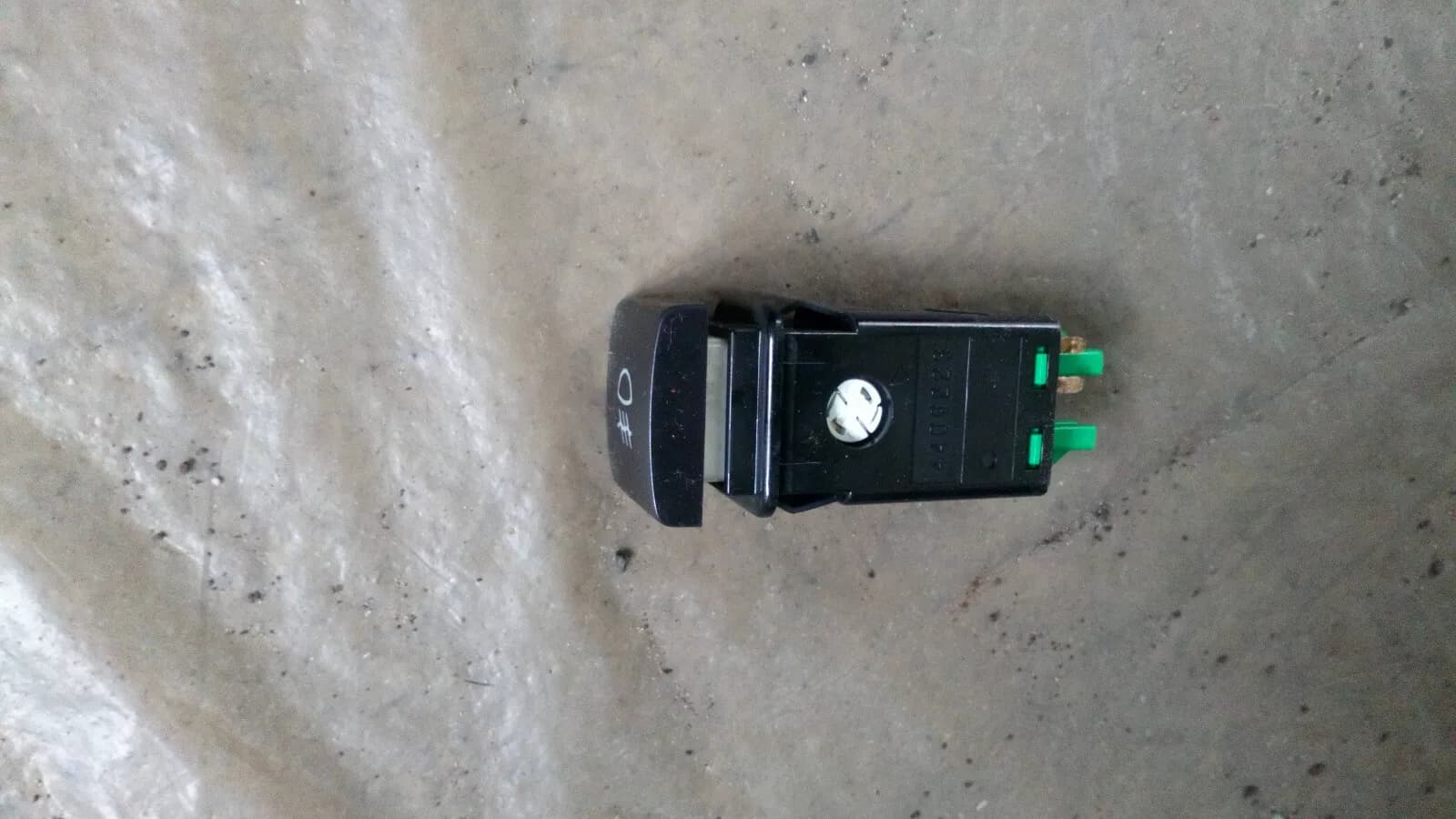 Saab 900NG, 9-3, 9-5, fog light switch part no: 4409223 year:1994-2009