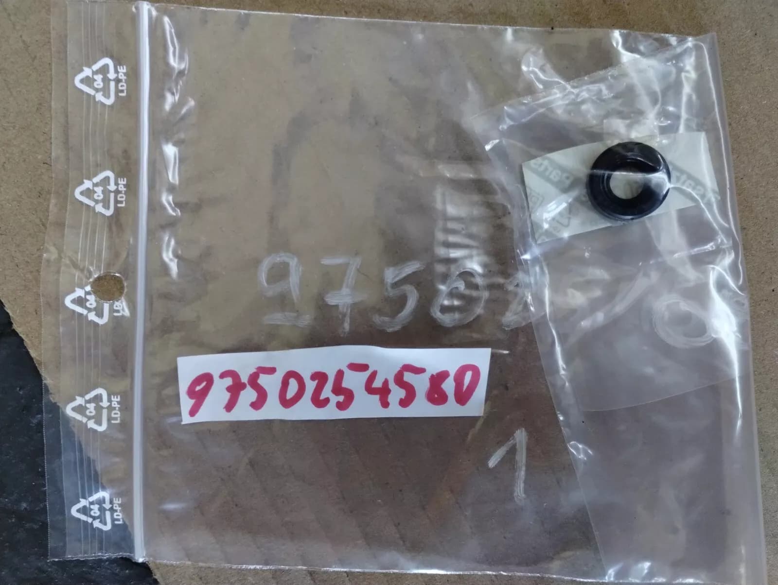 Genuine Fiat, Alfa Romeo, seal 1 pcs Nr: 9750254580