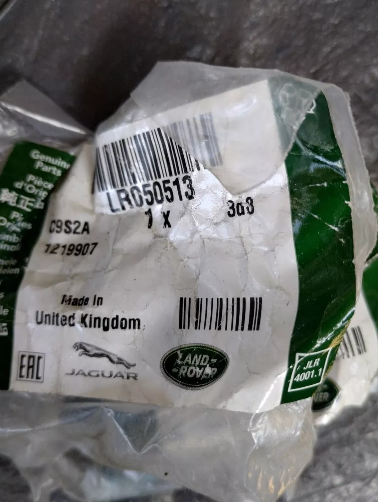 Genuine Jaguar, Land Rover, bolt 3 Pcs No: LR050513