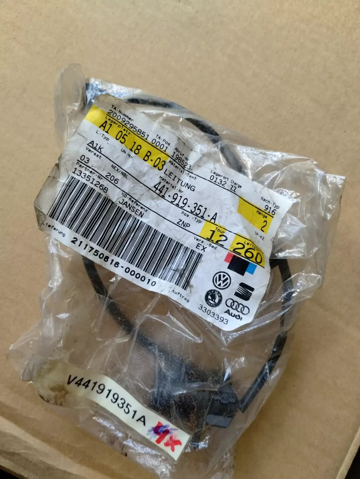 Genuine Volkswagen / Audi warning contact 1 pcs No: 441919351A