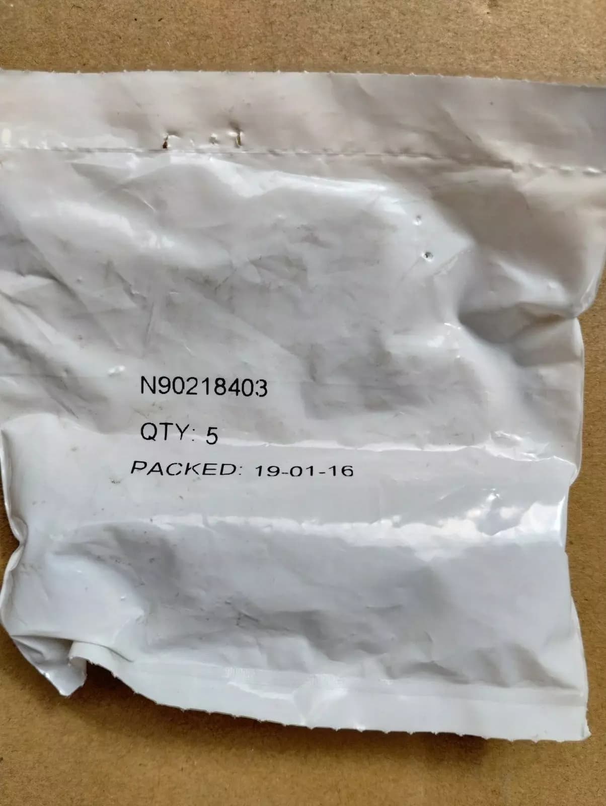 ORIGINAL VW GROUP PARTS, RIVETTED CAP NUT 5 PCS Nr: N90218403