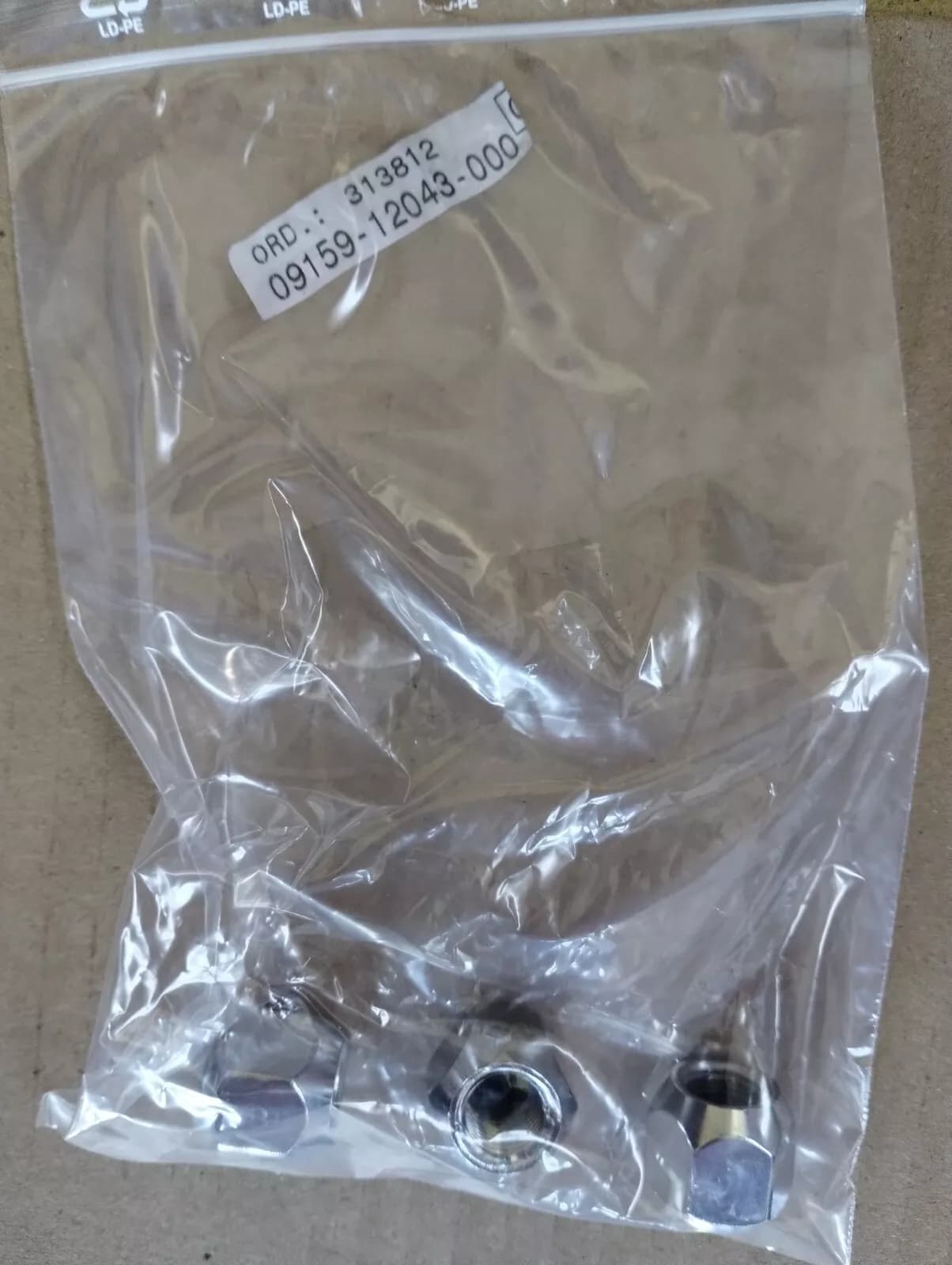 Genuine Suzuki wheel nut 3 pcs No: 09159-12043-000