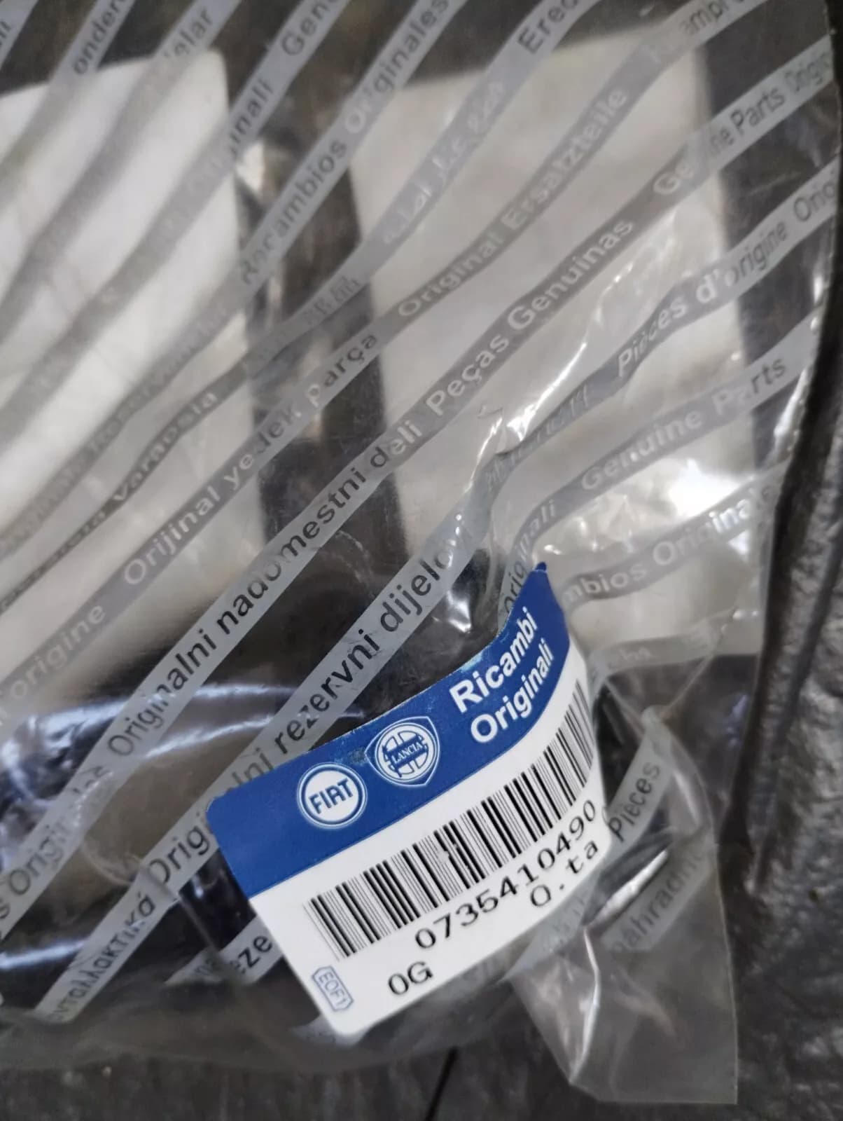 Genuine Fiat, Alfa Romeo ORNAMENT No: 735410490