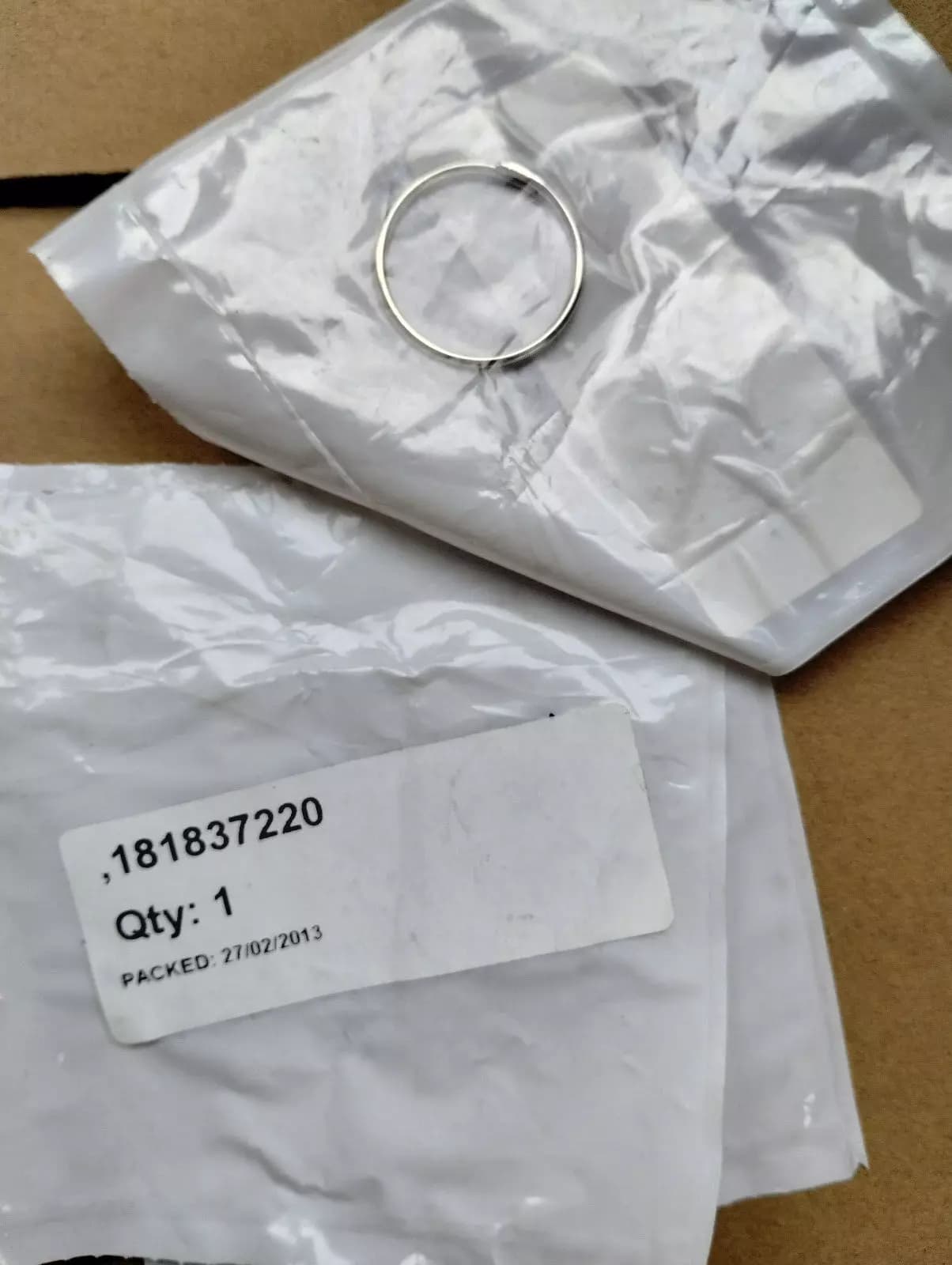 ORIGINAL BENTLEY KEY RING 3 PCS No: 181837220