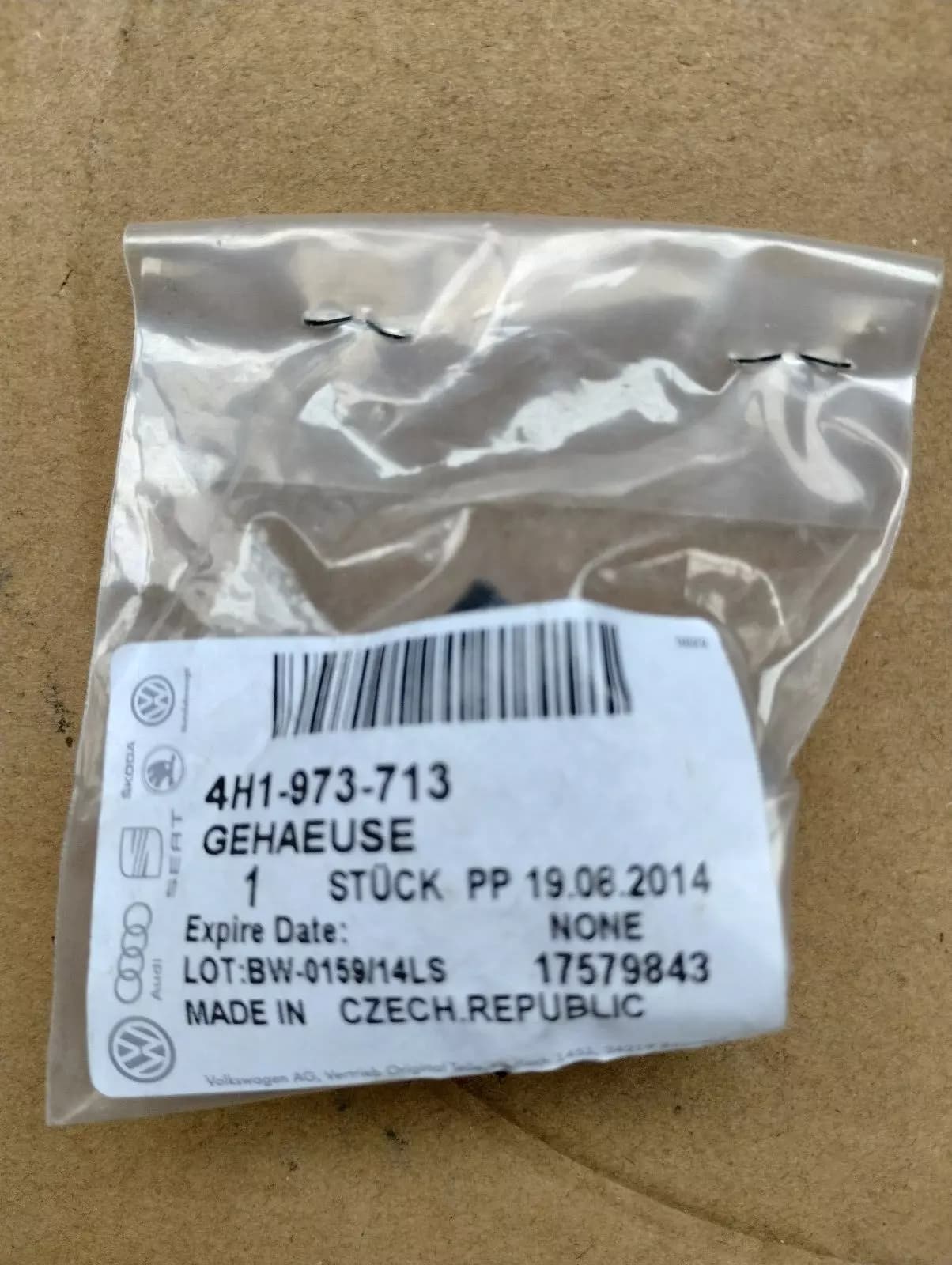 ORIGINAL BENTLEY HOUSING 1 PCS NR: 4H1-973-713