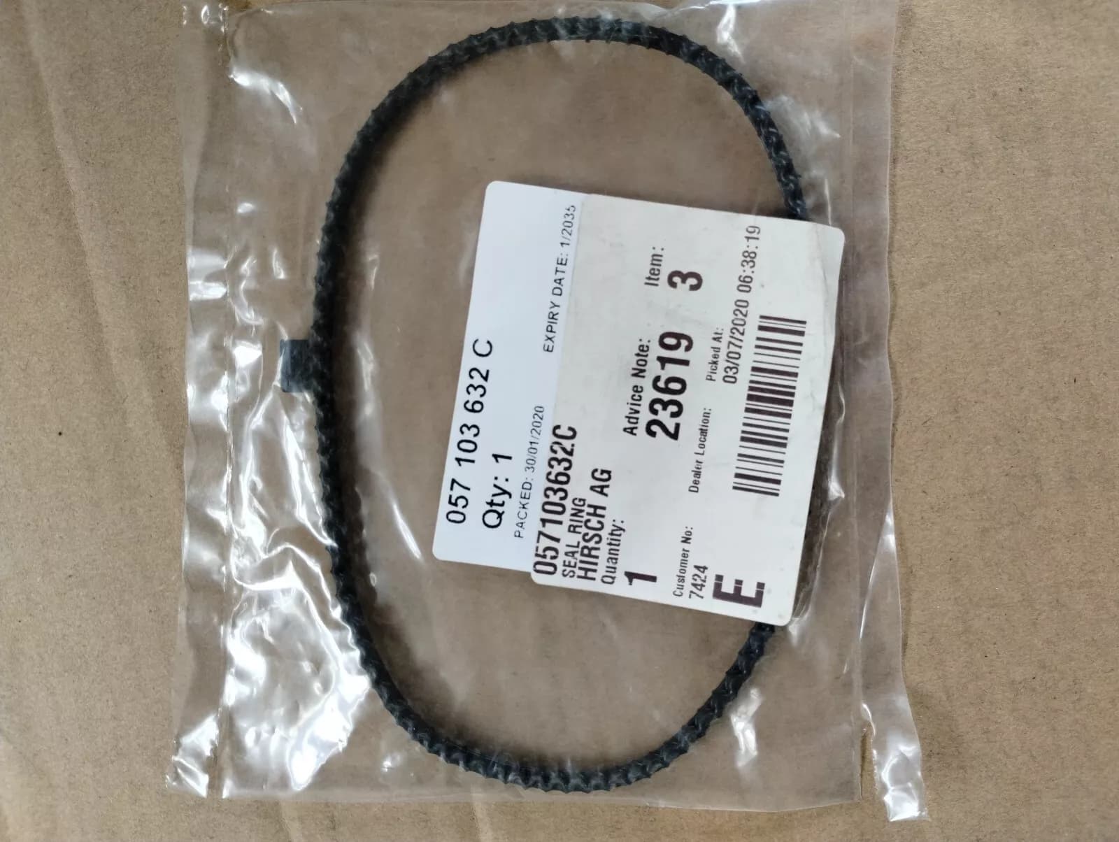 Bentley genuine GASKET SERVICE COVER No:057103632C