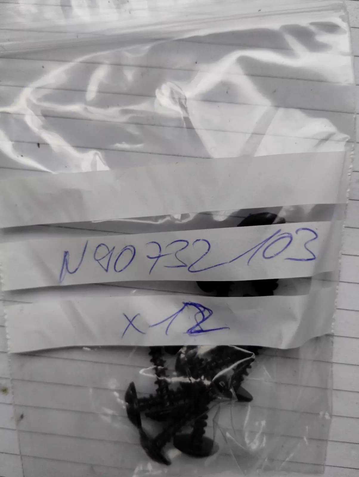 ORIGINAL VW GROUP PARTS, HEXAGON SOCKET OVAL HEAD 12 PCS No: N90732103