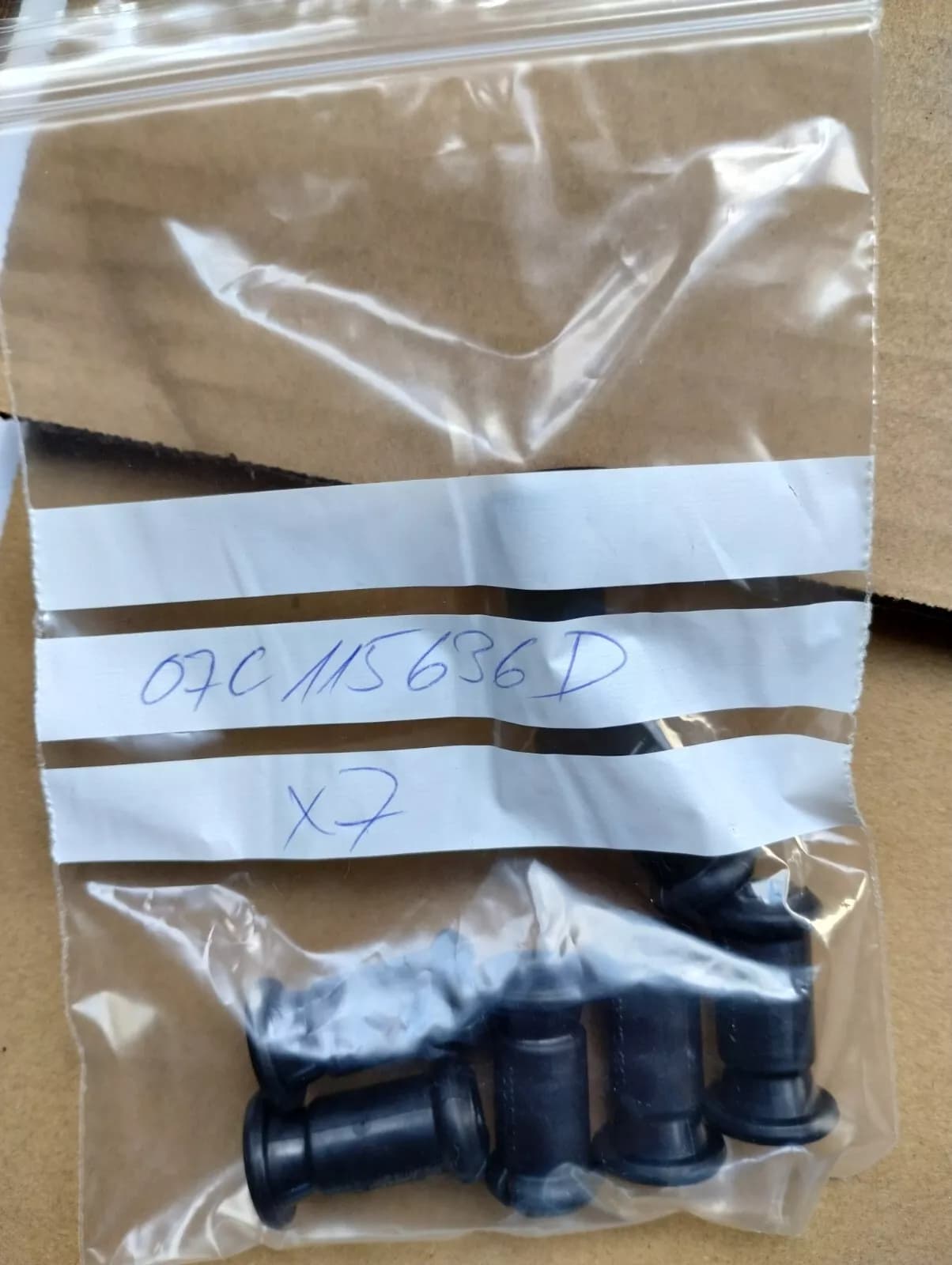 ORIGINAL BENTLEY GUIDE OIL DIPSTICK 1 PCS No: 07C115636D