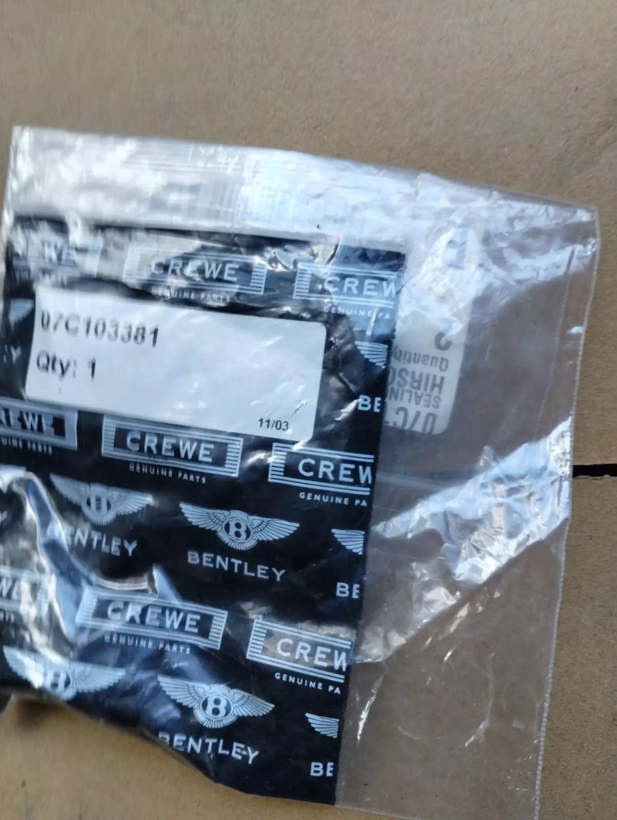 ORIGINAL VW GROUP PARTS, SEALING PLUG 1 PCS Nr: 07C103381