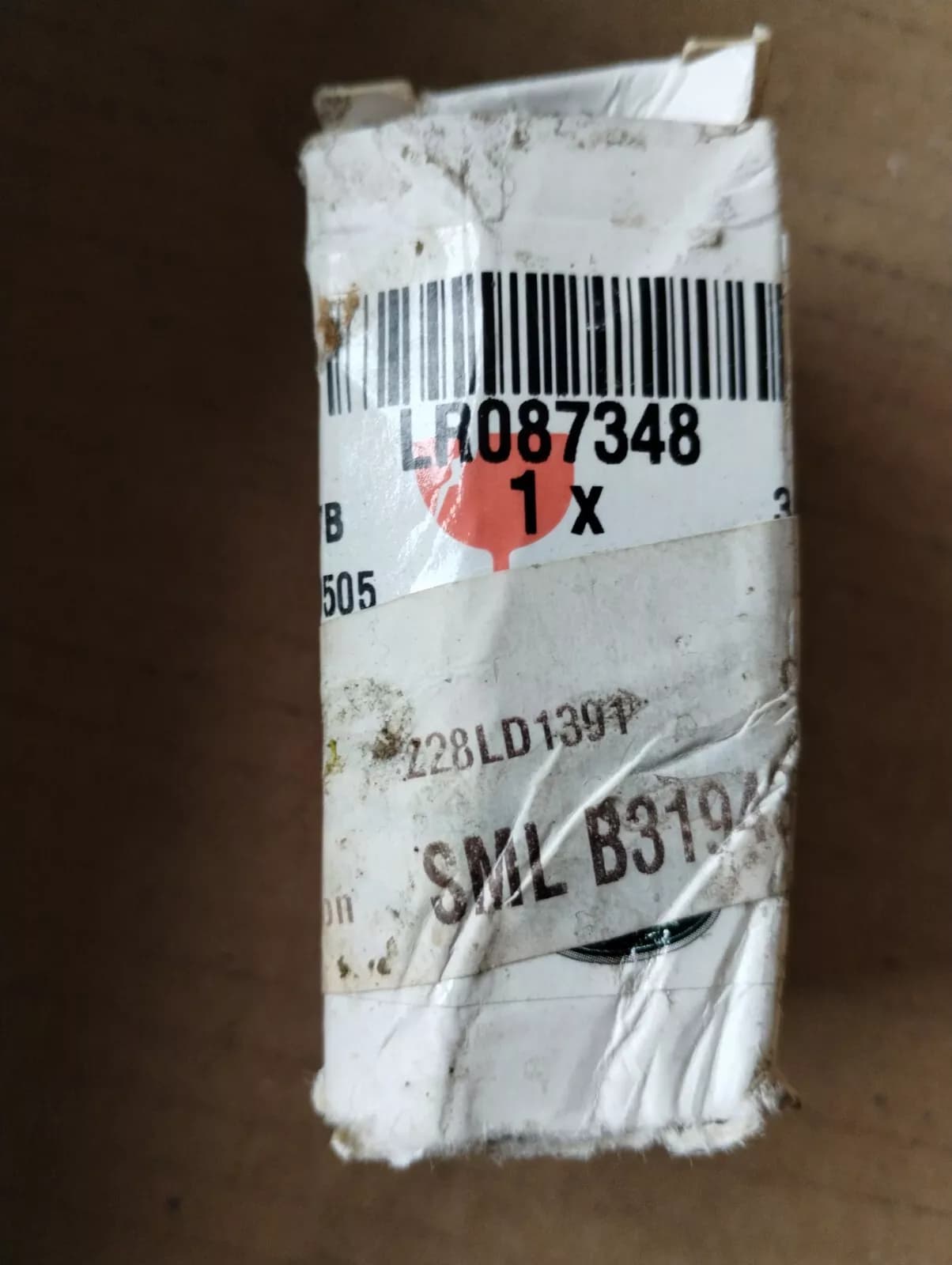 Jaguar, Land Rover, genuine Seal No: LR087348